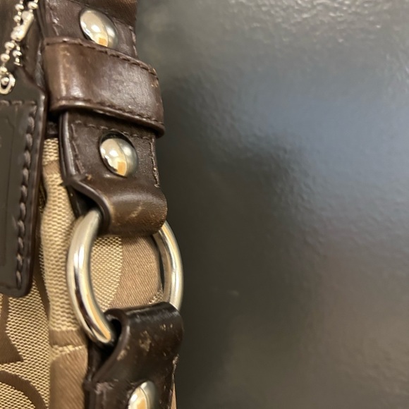 Coach Brown and Tan Signature Shoulder Bag - Picture 7 of 16